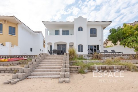 Villa te huur in Palm Jumeirah, Dubai, VAE 4 slaapkamers, 511 vr.m., nr 650320 - foto 18