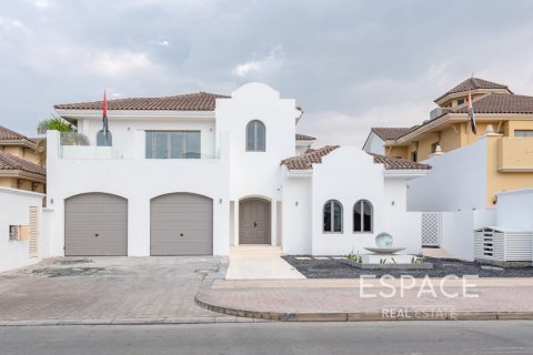 Villa te huur in Palm Jumeirah, Dubai, VAE 4 slaapkamers, 511 vr.m., nr 650320 - foto 19