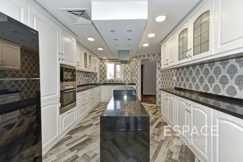 Villa sa The Lakes, Dubai, UAE 4 silid-tulugan, 288 sq.m. № 650321 - larawan 3