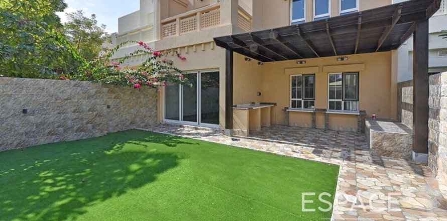Villa sa The Lakes, Dubai, UAE 4 silid-tulugan, 288 sq.m. № 650321