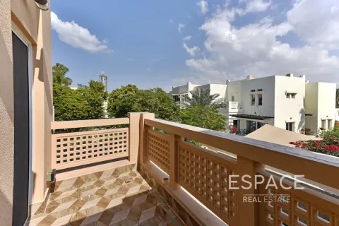 Villa sa The Lakes, Dubai, UAE 4 silid-tulugan, 288 sq.m. № 650321 - larawan 18