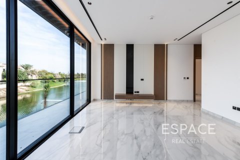 Üürile anda villa asukohaga Jumeirah Park, Dubai, AÜE: 5 magamistoaga, 632 m² Nr 650315 - pilt 15