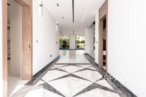 Üürile anda villa asukohaga Jumeirah Park, Dubai, AÜE: 5 magamistoaga, 632 m² Nr 650315 - pilt 2