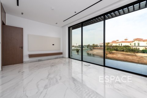 Üürile anda villa asukohaga Jumeirah Park, Dubai, AÜE: 5 magamistoaga, 632 m² Nr 650315 - pilt 11