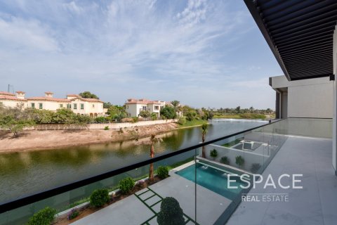 Üürile anda villa asukohaga Jumeirah Park, Dubai, AÜE: 5 magamistoaga, 632 m² Nr 650315 - pilt 16