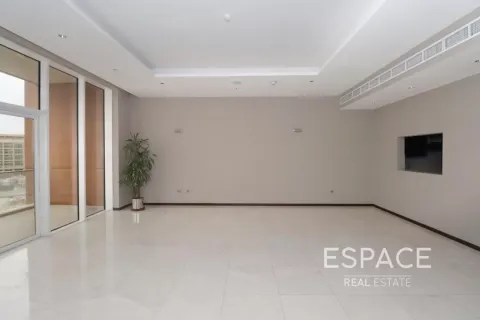 Appartement te huur in Palm Jumeirah, Dubai, VAE 3 slaapkamers, 213 vr.m., nr 650317 - foto 6