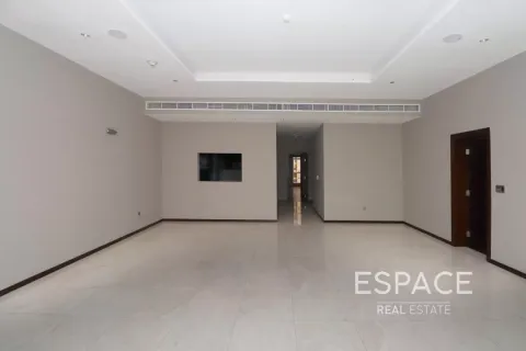 Appartement te huur in Palm Jumeirah, Dubai, VAE 3 slaapkamers, 213 vr.m., nr 650317 - foto 5