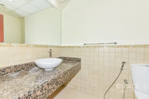 Apartmán v Jumeirah Beach Residence, Dubai, SAE 4 spálne, 256 m2 č. 650316 - Fotografia 10