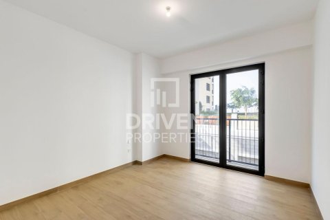 Appartement te koop in Jumeirah, Dubai, VAE 2 slaapkamers, 121.33 vr.m., nr 756167 - foto 4
