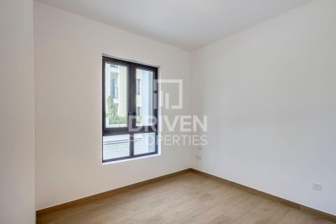 Appartement te koop in Jumeirah, Dubai, VAE 2 slaapkamers, 121.33 vr.m., nr 756167 - foto 12