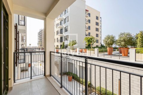 Appartement te koop in Jumeirah, Dubai, VAE 2 slaapkamers, 121.33 vr.m., nr 756167 - foto 9