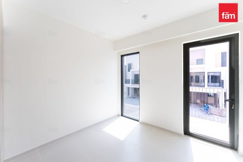 Vilë në Dubai, Emiratet e Bashkuara Arabe 3 dhoma gjumi, 125.1 m2. № 769277 - Foto 15