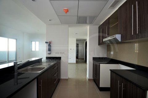 Apartman u gradu Al Reef, Abu Dhabi, UAE 3 spavaće sobe, 144.9 m2 Br. 731217 - Slika 3