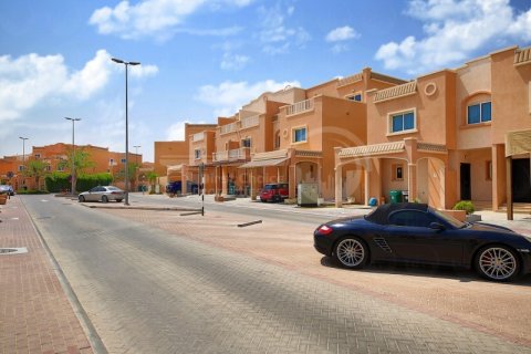 Vila v Al Reef, Abu Dhabi, SAE 3 ložnice, 225.1 m² Č.: 731218 - fotografie 12
