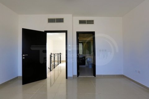 Vila v Al Reef, Abu Dhabi, SAE 3 ložnice, 225.1 m² Č.: 731218 - fotografie 9