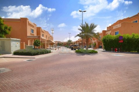 Vila v Al Reef, Abu Dhabi, SAE 3 ložnice, 225.1 m² Č.: 731218 - fotografie 17
