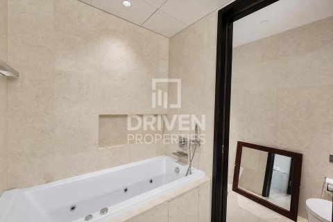 Appartement à vendre à  Downtown Dubai (Downtown Burj Dubai), Dubai, EAU 2 chambres, 191.01 m2 № 761778 - photo 24