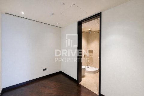 Appartement à vendre à  Downtown Dubai (Downtown Burj Dubai), Dubai, EAU 2 chambres, 191.01 m2 № 761778 - photo 11