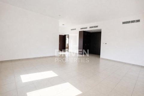 Müüa villa asukohaga The Villa, Dubai, AÜE: 5 magamistoaga, 934.6 m² Nr 761780 - pilt 8