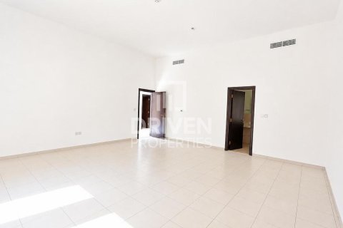 Müüa villa asukohaga The Villa, Dubai, AÜE: 5 magamistoaga, 934.6 m² Nr 761780 - pilt 9