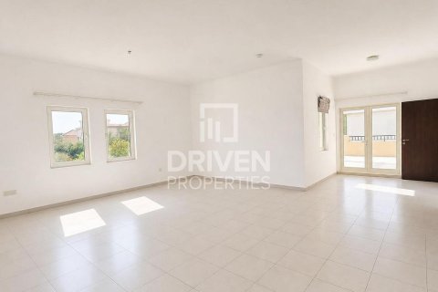 Müüa villa asukohaga The Villa, Dubai, AÜE: 5 magamistoaga, 934.6 m² Nr 761780 - pilt 13