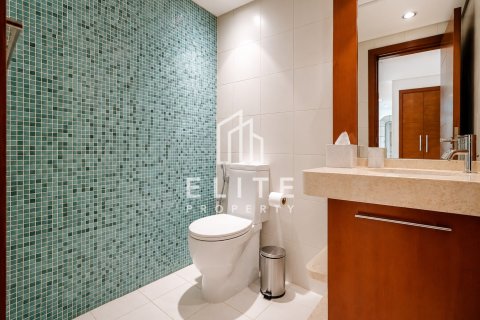 Huoneisto Downtown Dubai (Downtown Burj Dubai), Dubai, Arabiemiraatit 2 makuuhuonetta, 127 m2 № 741389 - kuva 6