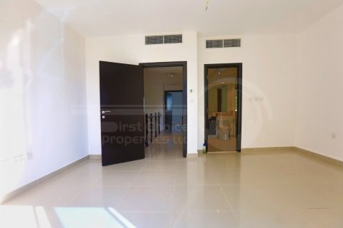 Vila u gradu Al Reef, Abu Dhabi, UAE 2 spavaće sobe, 170.2 m2 Br. 730995 - Slika 7