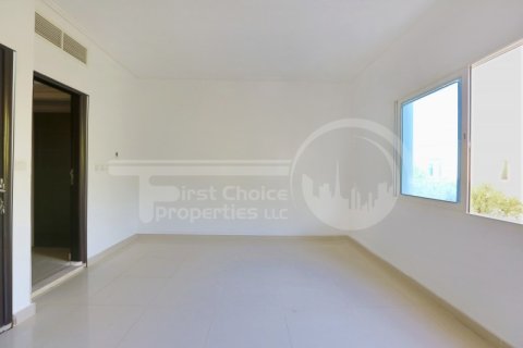 Vila u gradu Al Reef, Abu Dhabi, UAE 2 spavaće sobe, 170.2 m2 Br. 730995 - Slika 12