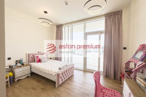 Rukan, Dubai, UAE의 판매용 타운하우스 침실 5개, 248제곱미터 번호 715171 - 사진 22