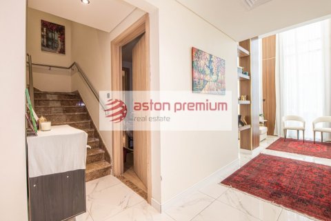 Rukan, Dubai, UAE의 판매용 타운하우스 침실 5개, 248제곱미터 번호 715171 - 사진 15