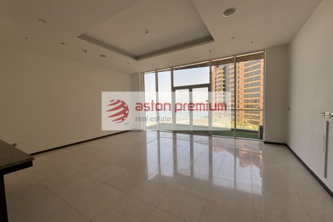 Διαμέρισμα σε Palm Jumeirah, Dubai, ΗΑΕ 1 υπνοδωμάτιο, 120 τ.μ. Αρ. 715173 - φωτογραφία 1