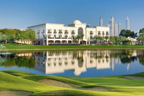 Lägenhet till försäljning i Emirates Hills, Dubai, UAE 2 sovrum, 107 kvm Nr. 652677 - fotografi 12