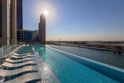 Lägenhet till försäljning i Business Bay, Dubai, UAE 2 sovrum, 104 kvm Nr. 652680 - fotografi 19