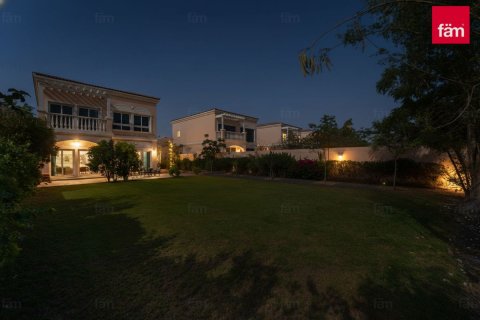 Βίλα σε Dubai, ΗΑΕ 2 υπνοδωμάτια, 685.8 τ.μ. Αρ. 712864 - φωτογραφία 12