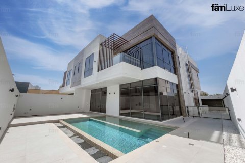 Villa Al Barsha, Dubaijā, AAE 5 istabas, 1857.9 m2 Nr. 712863