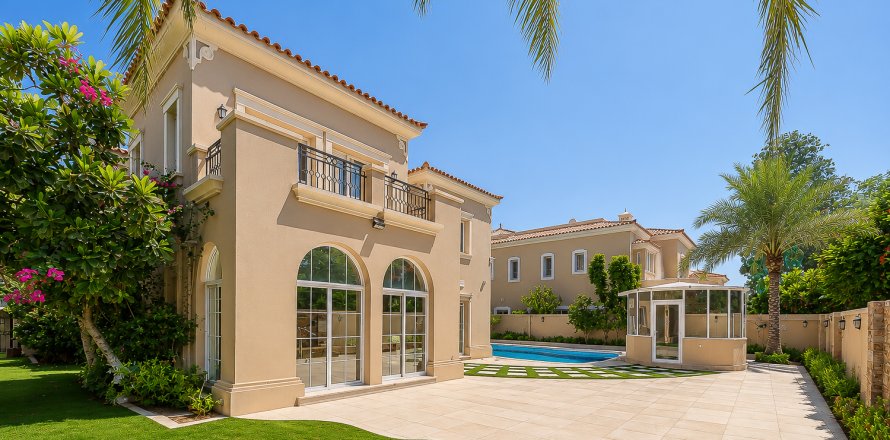 Villa itt: Arabian Ranches, Dubai, EAE, 4 hálószoba, 744.06 m², azonosító: 748600