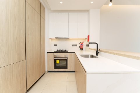 Apartman u Abu Dhabi, UAE 1 spavaća soba, 92.62 m2 Br. 748594 - fotografija 7