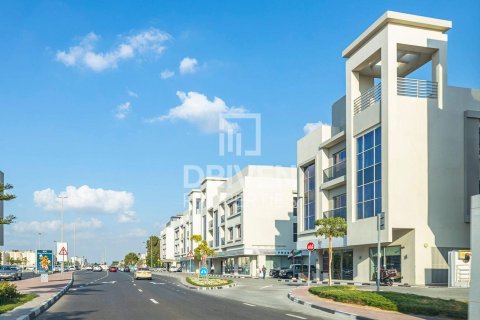 Apartament në Umm Al Sheif, Dubai, Emiratet e Bashkuara Arabe 2 dhoma gjumi, 126.53 m2. № 746885 - Foto 14