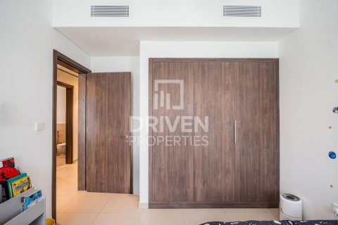 Kaupunkipientalo Tilal Al Ghaf, Dubai, Arabiemiraatit 4 makuuhuonetta, 205.22 m2 № 746888 - kuva 10