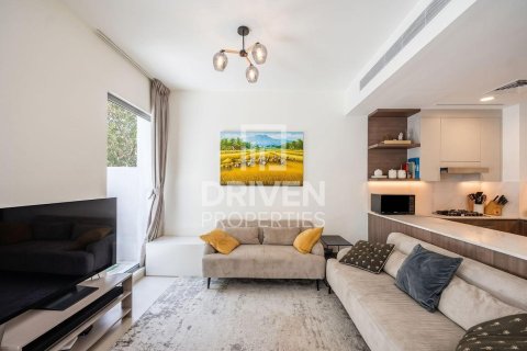 Kaupunkipientalo Tilal Al Ghaf, Dubai, Arabiemiraatit 4 makuuhuonetta, 205.22 m2 № 746888 - kuva 2