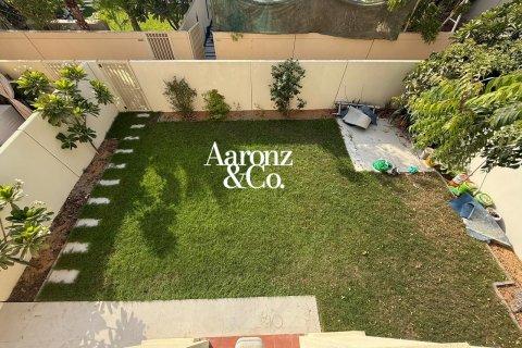 Villa para arrendamento em The Springs, Dubai, EAU 2 quartos, 264 m2 № 758928 - foto 20