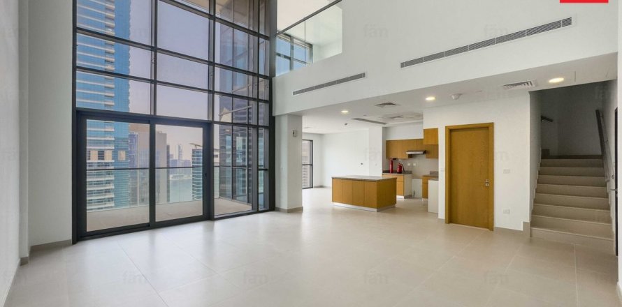 Apartment in Downtown Dubai (Downtown Burj Dubai), UAE 1 bedroom, 125.8 sq.m. № 634602