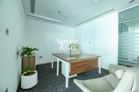 Biuro do wynajęcia w Dubai Marina, Dubai, ZEA 367 mkw., nr 711058 - zdjęcie 17
