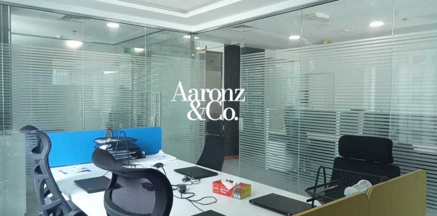 Iroda itt: Business Bay, Dubai, EAE, 129 m², azonosító: 711060