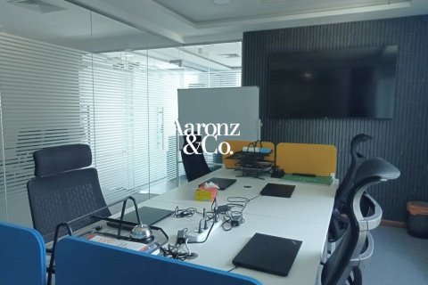 Zyrë në Business Bay, Dubai, Emiratet e Bashkuara Arabe 129 m2. № 711060 - Foto 5