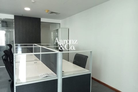 Zyrë në Business Bay, Dubai, Emiratet e Bashkuara Arabe 129 m2. № 711060 - Foto 9