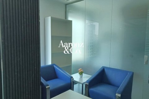 Zyrë në Business Bay, Dubai, Emiratet e Bashkuara Arabe 129 m2. № 711060 - Foto 2