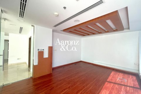 Zyrë në Business Bay, Dubai, Emiratet e Bashkuara Arabe 128 m2. № 711061 - Foto 5