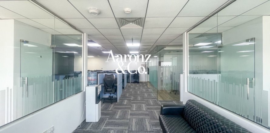 Kantoor in Business Bay, Dubai, VAE 137 vr.m. nr 711059