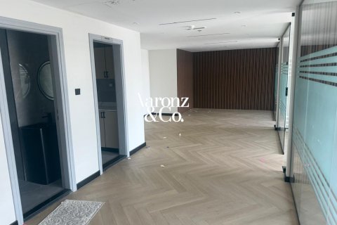 Opisina sa Jumeirah Lake Towers, Dubai, UAE 86 sq.m. № 741560 - larawan 5